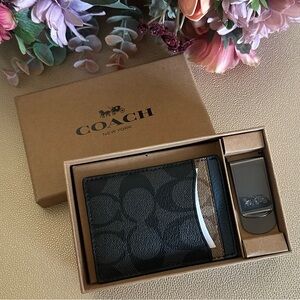 Coach Signature Black Card Holder and Clip Set